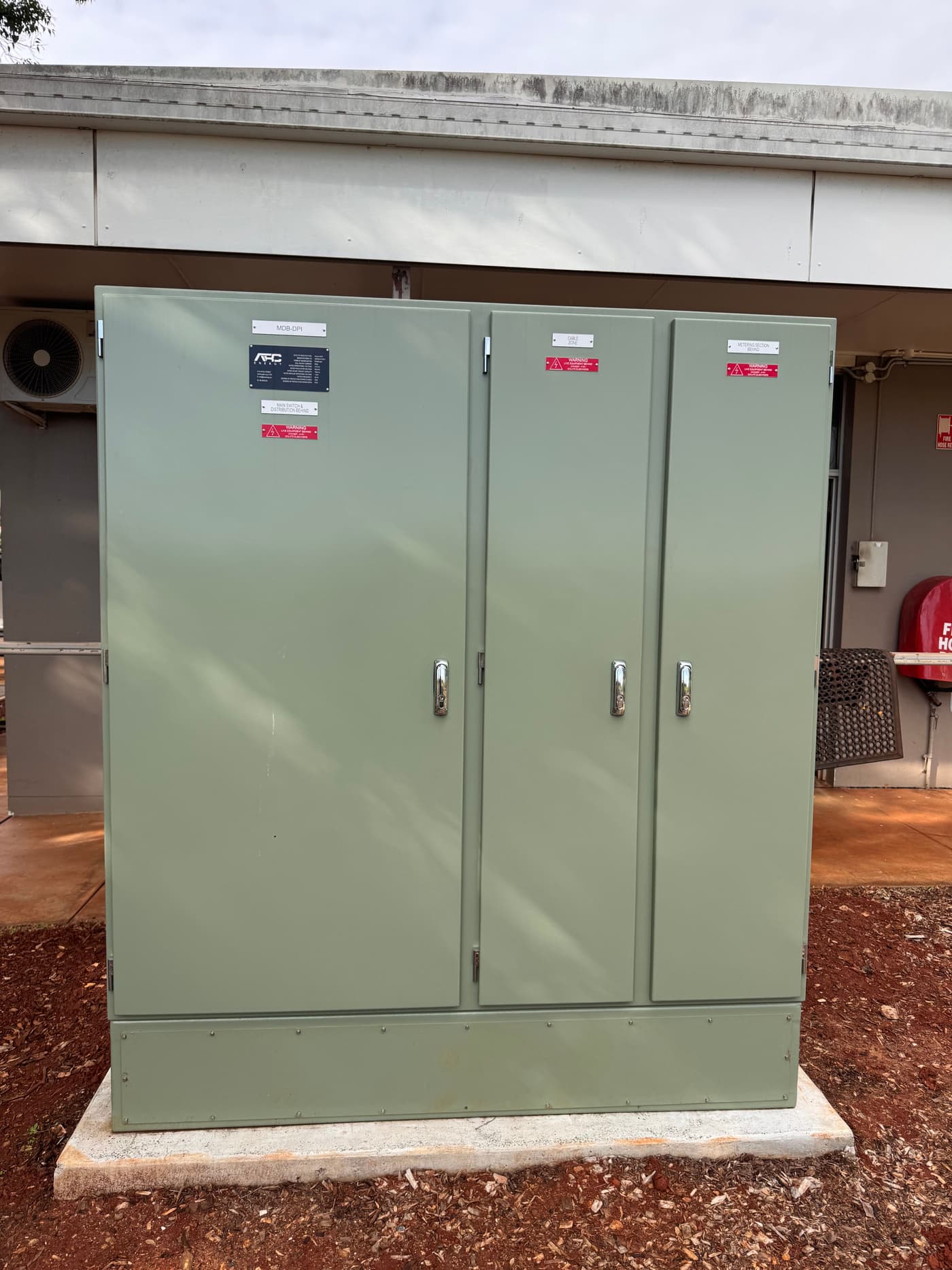 Main switchboards and distribution cabinets installed by JPR